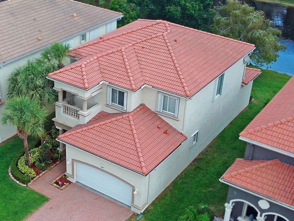 1st image of 1048 Grove Park Circle S