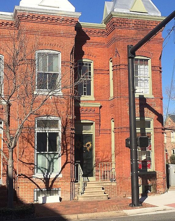 1st image of 1001 Cameron St