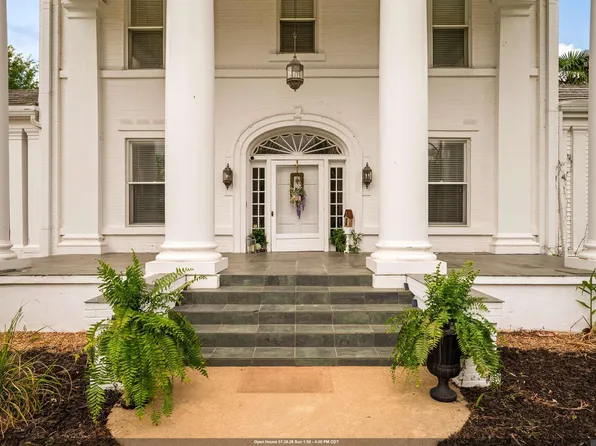 56 Meeker Rd, Lecompte, LA 71346
