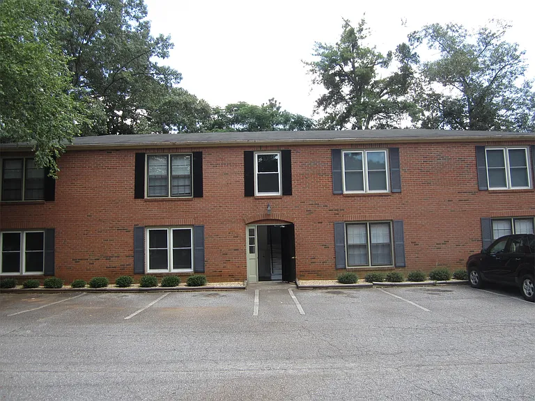 1690 Barnett Shoals Rd #3 — Photo 9