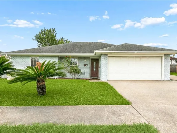 204 Willowbrook Dr, Gretna, LA 70056
