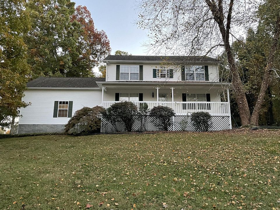1st image of 106 Benwood Trl NE