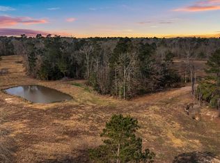 777 Stubblefield Dr, Lufkin, TX 75904