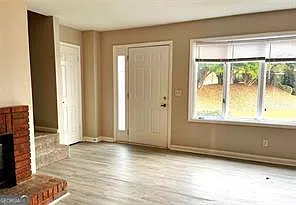 2 bed, 2.5 bath, 1249 sqft, $1,595 — Photo 2