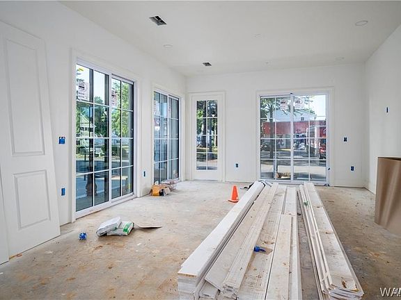 5th image of 1300 Paul W Bryant Dr #200
