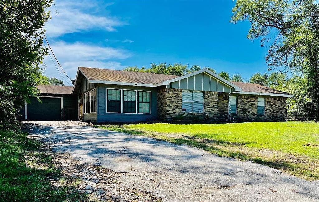 707 W 5th St, Groveton, TX 75845 MLS 53654449 Zillow