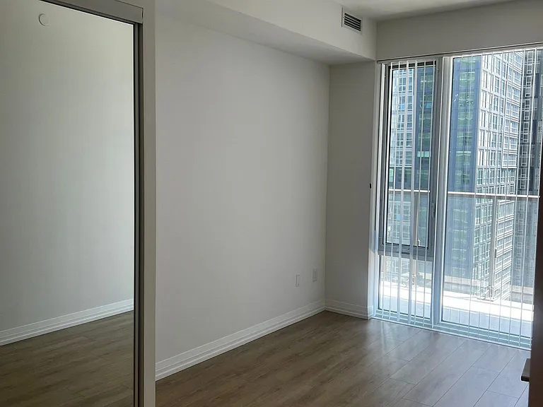8 Widmer St #3112 — Photo 1