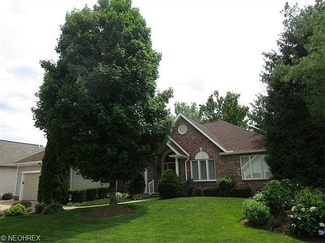 1st image of 263 Lake Pointe Dr