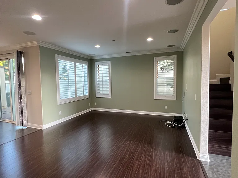 3227 S Hampton Way — Photo 3
