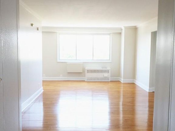 2nd image of 40 E Sidney Ave APT 8K