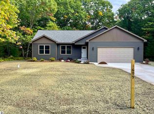 1699 Old Cabin Dr, Interlochen, MI 49643