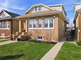 5722 W Eastwood Ave, Chicago, IL