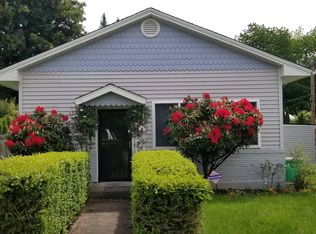 5828 NE Simpson St, Portland, OR 97218