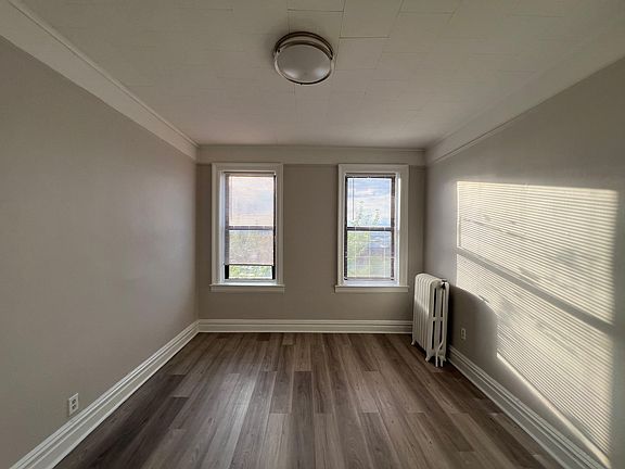 4th image of 9 Garrison Ave #52E
