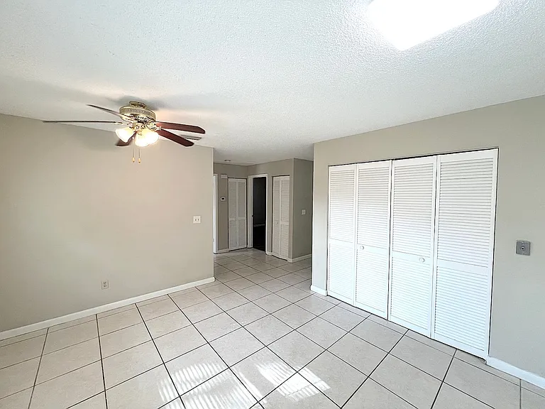 2 Plateau Ln — Photo 9