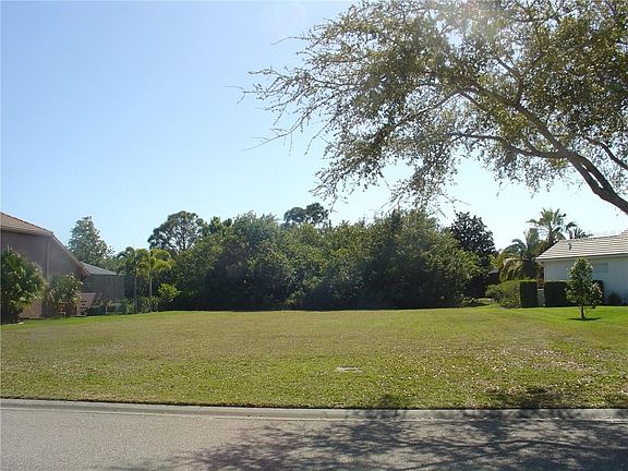 2nd image of Sintina Ct