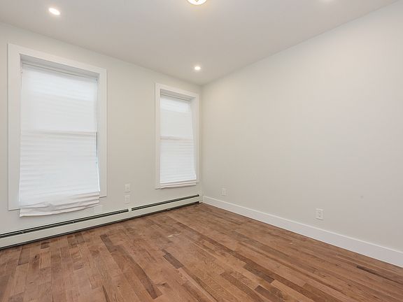 3rd image of 24-13 32nd St #1