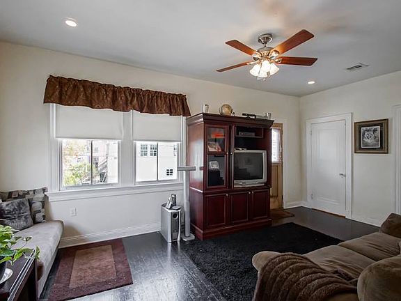 5th image of 8235 Pritchard Pl