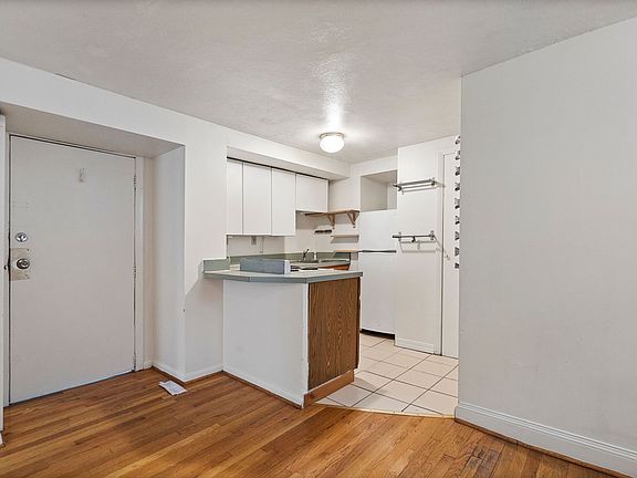 2nd image of 350 Elm St APT 1