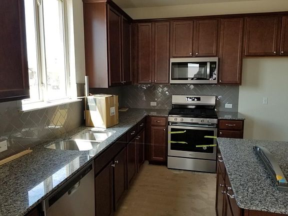 2nd image of 517 Saturnia Dr