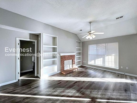 3rd image of 1649 Central Trails Dr