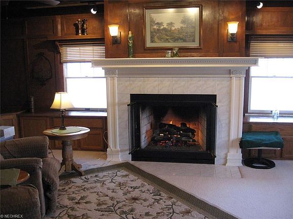 4th image of 990 Oakbrooke Dr