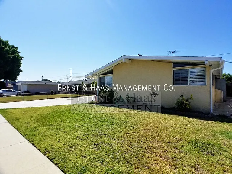 3310 E Curry St — Photo 35