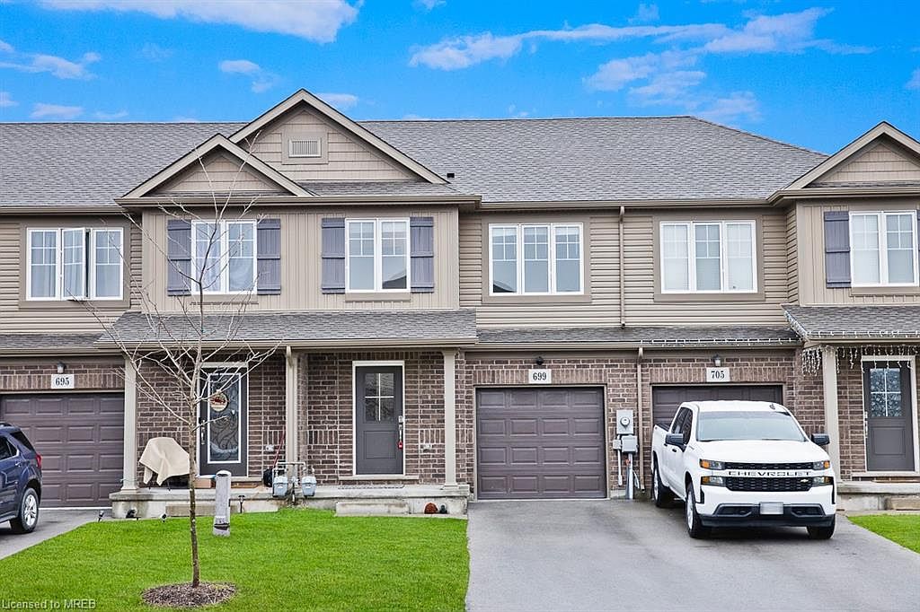 699 Julia Dr, Welland, ON L3C 0E7 MLS 40548513 Zillow