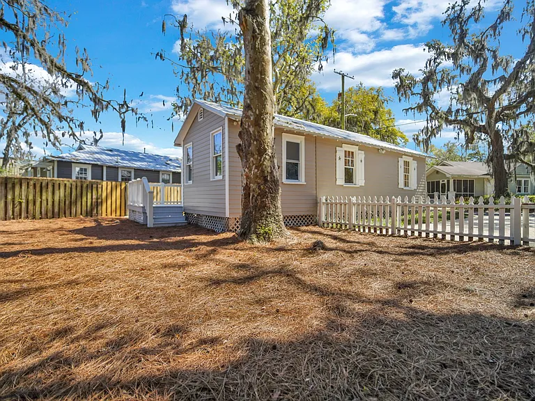 3228 Bannon Dr — Photo 59