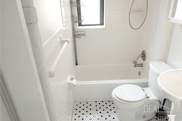 Rented by Ideal Properties Group | media 8