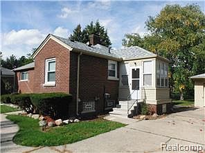 2nd image of 19725 Woodcrest St