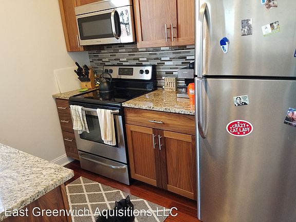 5th image of 60 Crompton Ave APT B1
