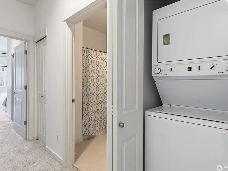 2225 NW Moraine Pl — Photo 23