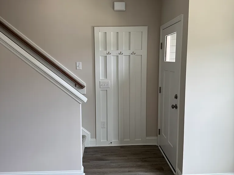 106 Loren Rd — Photo 6