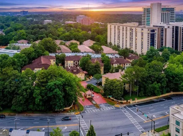 3777 Peachtree Rd NE APT 923, Brookhaven, GA 30319