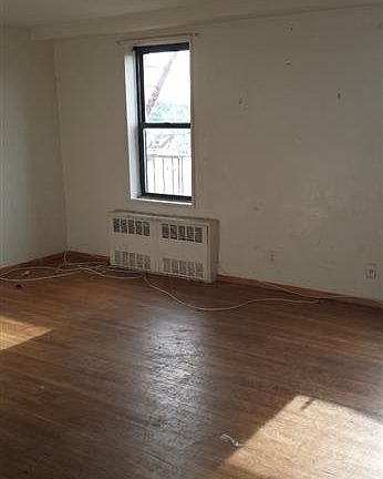 2nd image of 11405 170th St APT 2C