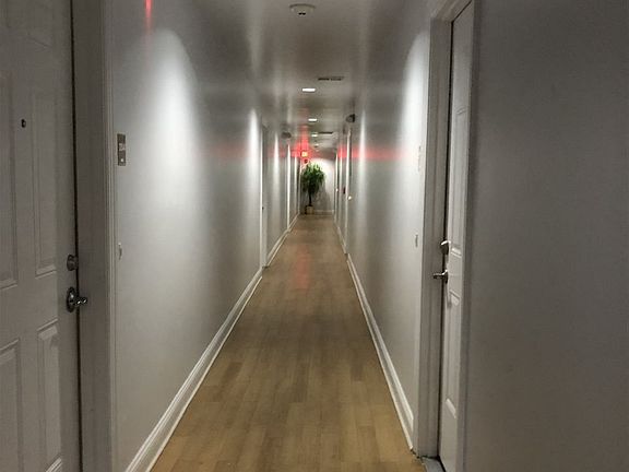 5th image of 769 Montgomery St APT 211F