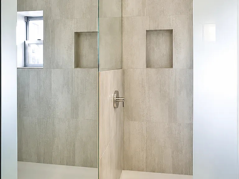 20 Renwick St #3 — Photo 4