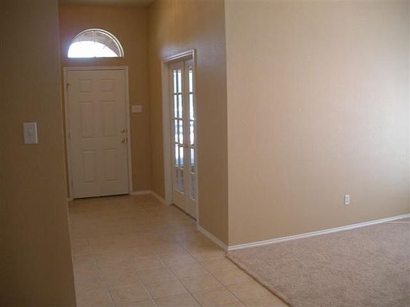 5th image of 1710 McGarry Ln