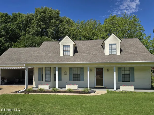 121 Keestone Dr, Senatobia, MS 38668