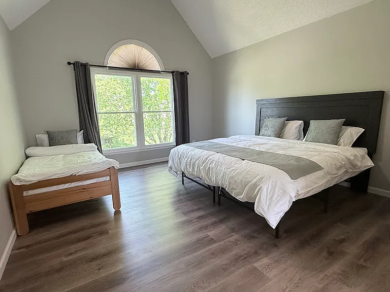 11762 Garnett St — Photo 7