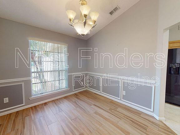 4th image of 492 N Bridgestone Ave