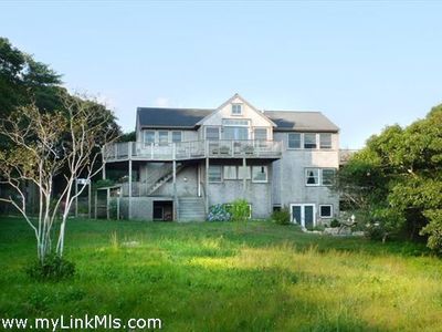5 Beech Tree Ln, Aquinnah, MA, 02535