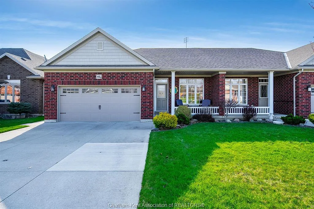 42 Lanz Blvd photo 1