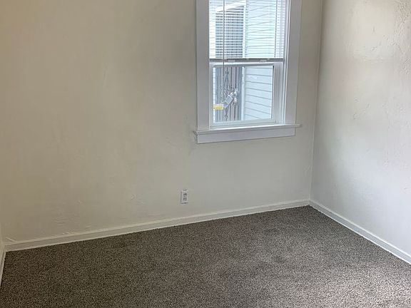 4th image of 4117 41st St #4117