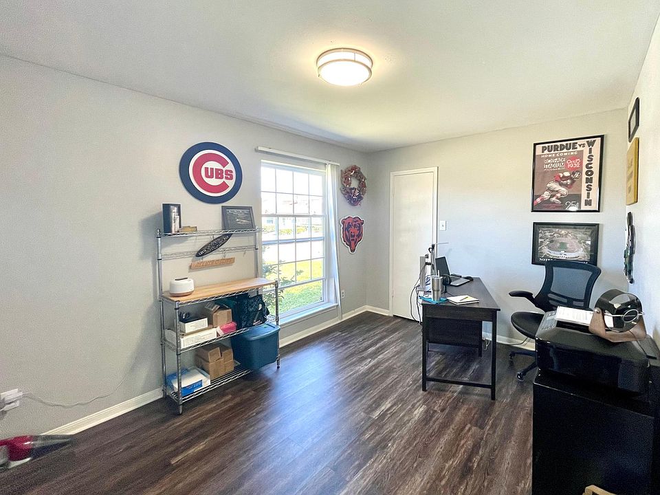 Second bedroom