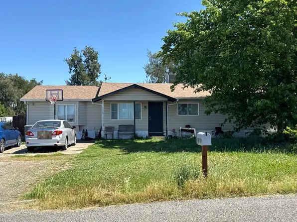 2032 16th St, Oroville, CA 95965