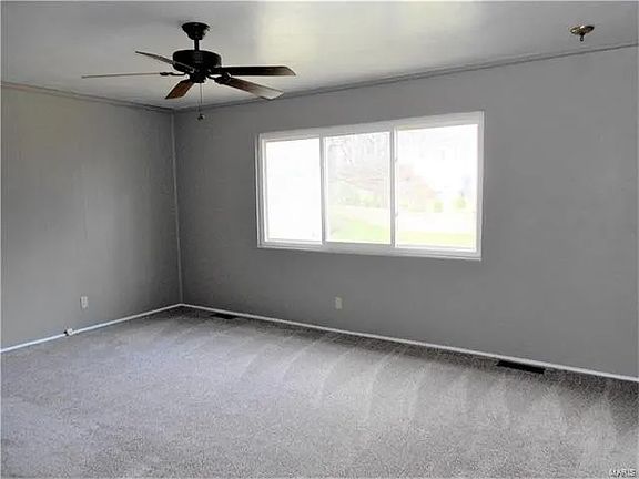 2nd image of 1049 Orchard Lakes Dr