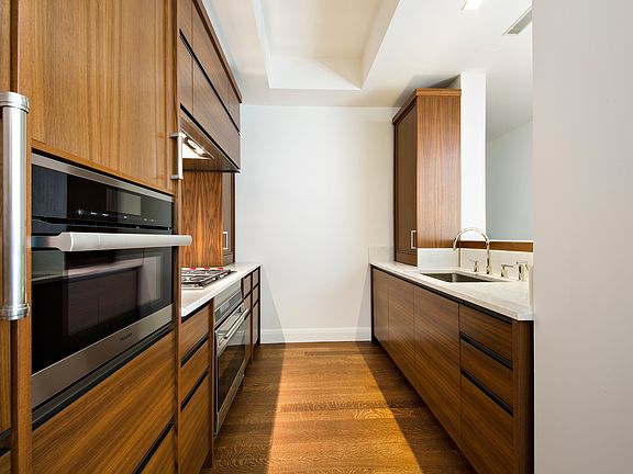 3rd image of 150 Charles St APT 3BN