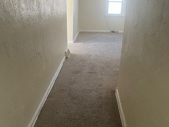3rd image of 11701 East Blvd